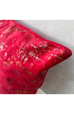 Capa de Almofada Vermelha com Detalhe Grafiato em Suede