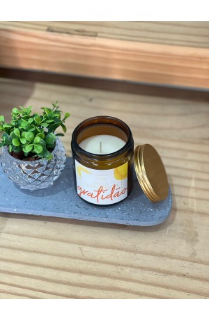 Vela Branca 'Gratidão' Lichia e Chá de Vidro - 7cm X 9cm