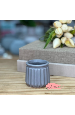 Vaso Canelado de Cerâmica Cinza (PQ)- 7,5cm X 7,5cm