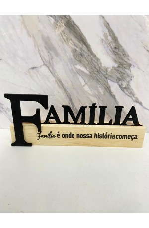 Enfeiet Familia com Base MDF 
